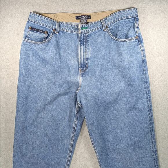 Vintage Tommy Hilfiger Jeans Men Size 40x32 Medium Wash /Denim Leather Patch Y2K - Picture 3 of 13